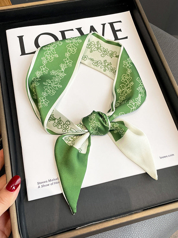 Flower Print Contrast Color Scarf
